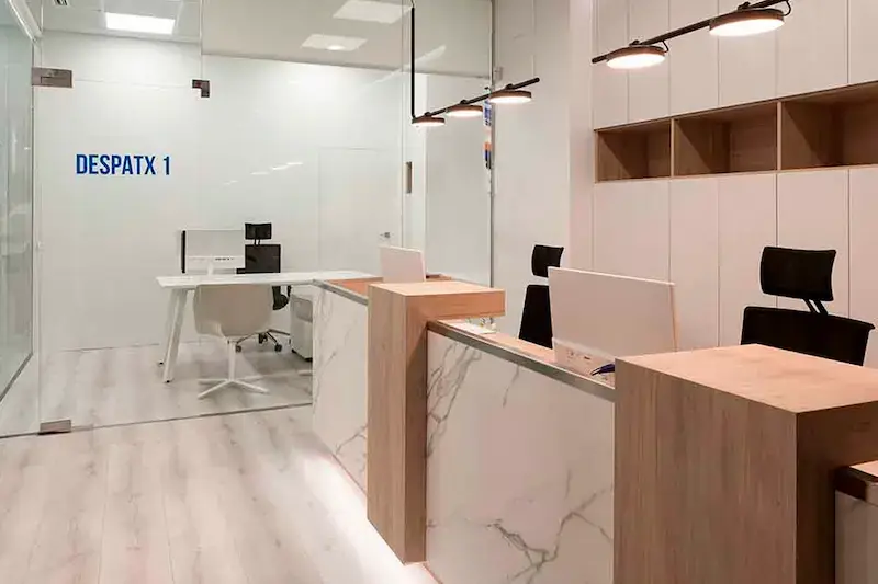 Clínica Dental Bernat Hervás, proyecto de Càdec Disseny
